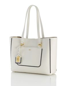 bd593d16-6e18-43c2-81eb-aea9d43e31a7